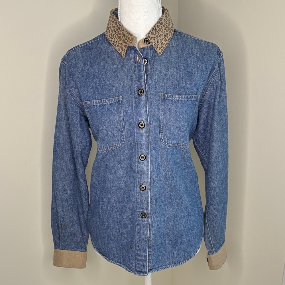 St. John's Bay Authentic Denim Shirt with Removable Collar. Medium